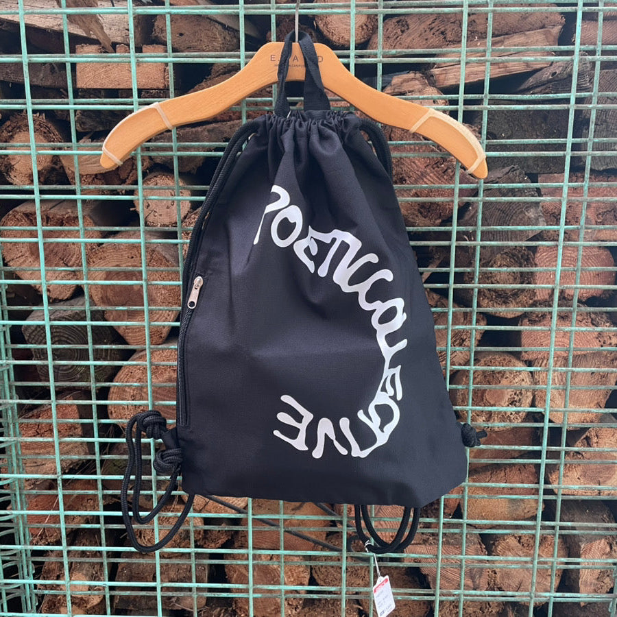 POETIC Spray Bag